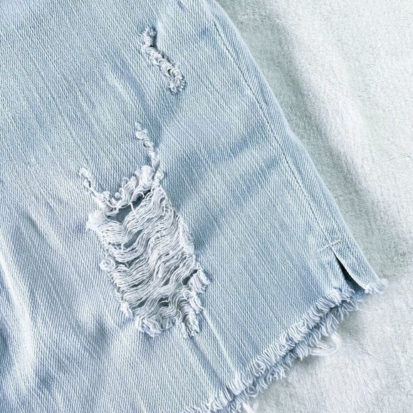 Women's Tilt Denim Shorts | Light Blue Wash | Distressed | Size 7 | Stretch - Picture 10 of 16